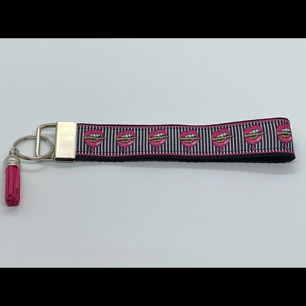 Bite the bullet keychain